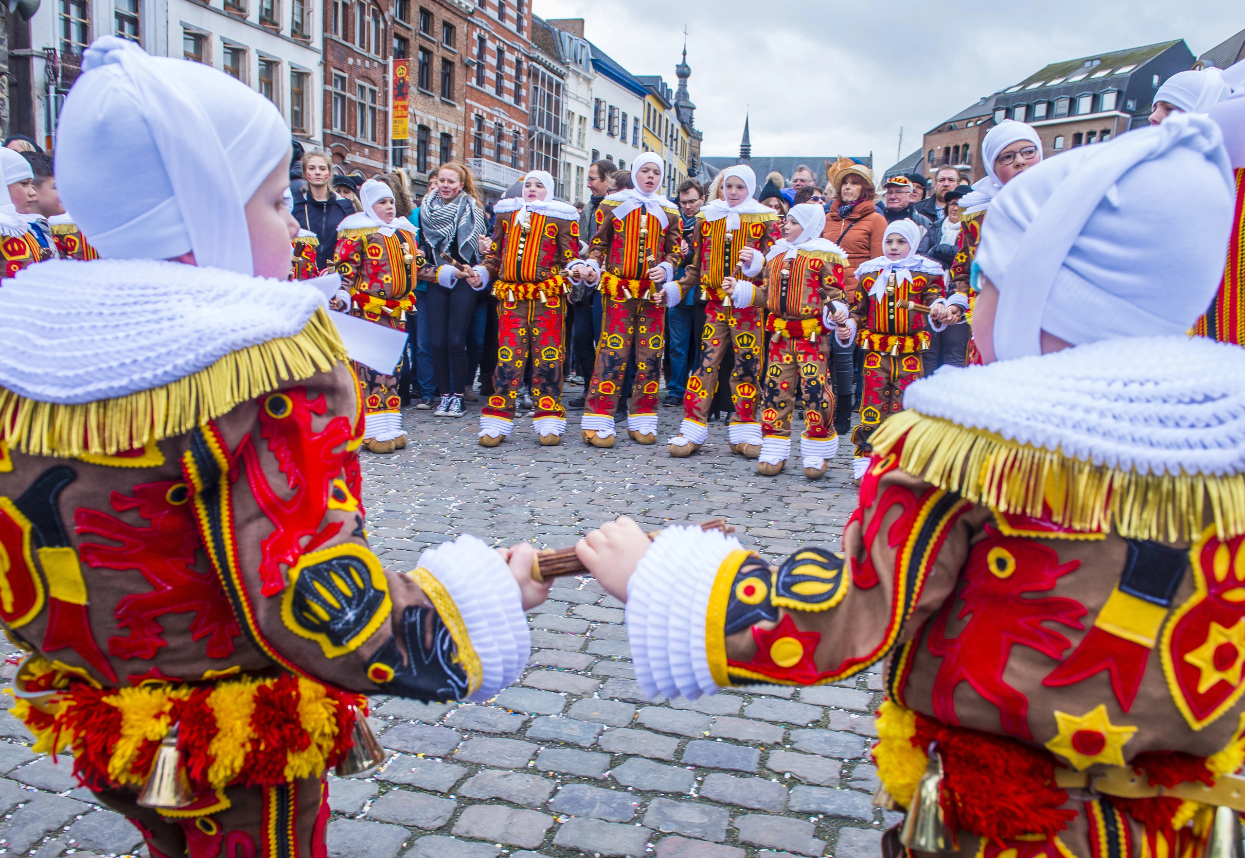 carnaval belgique binche